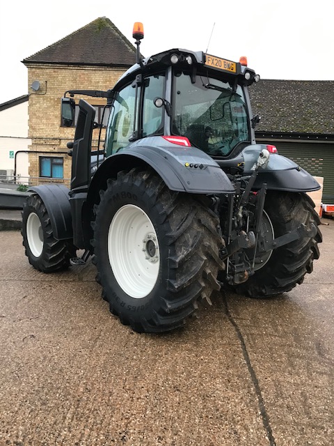 VA575127 – Demo 2020 Valtra T174EA MR19 4WD Tractor for Sale | FarmAds