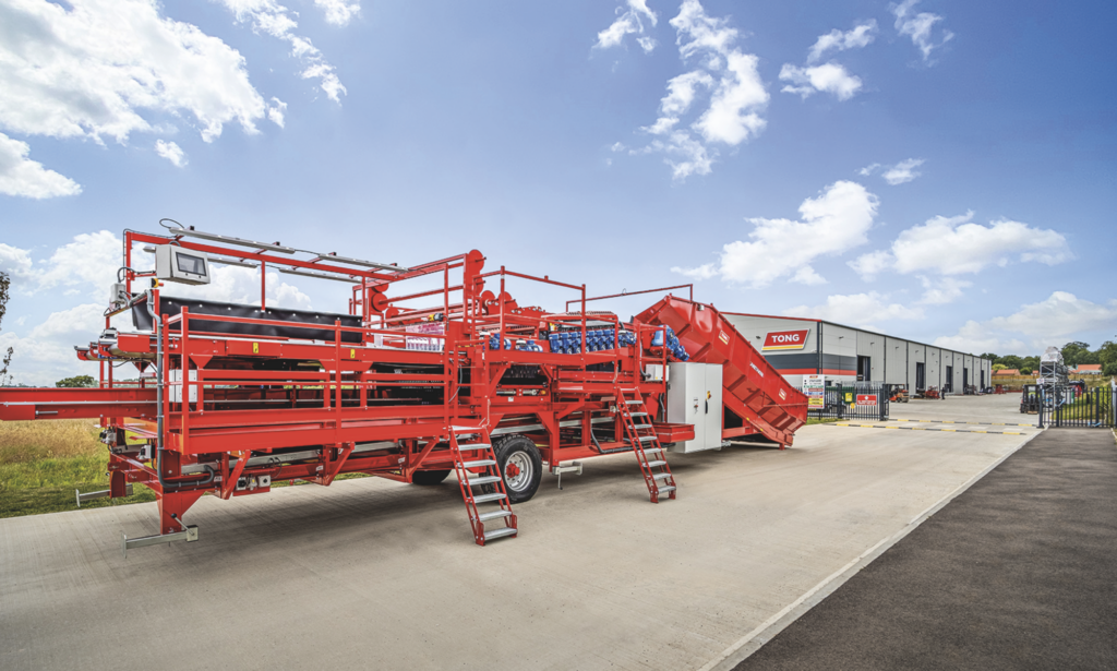 Scottish grower chooses next generation mobile grader