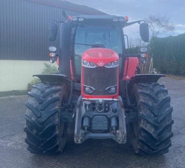 TE000376 – 2019 Massey Ferguson 7722S DVT Tractor