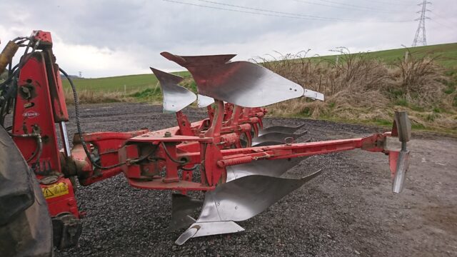 Kuhn plough