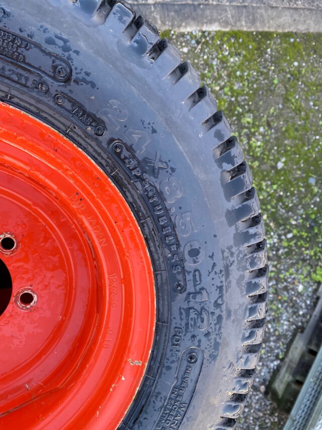 T5009789 – Used Kubota Wheels & Tyres