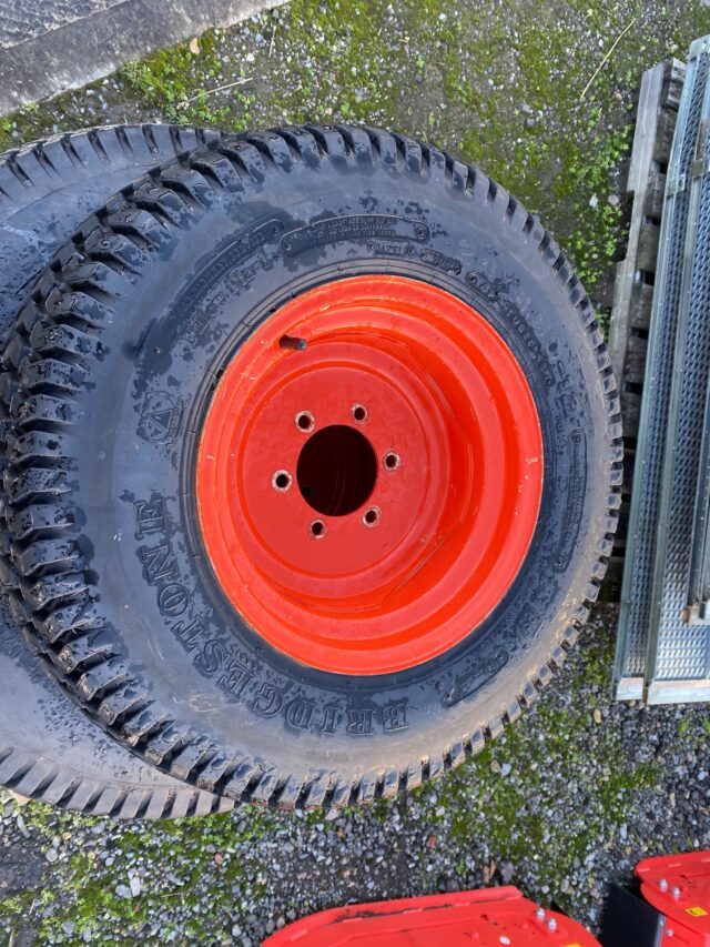 T5009789 – Used Kubota Wheels & Tyres