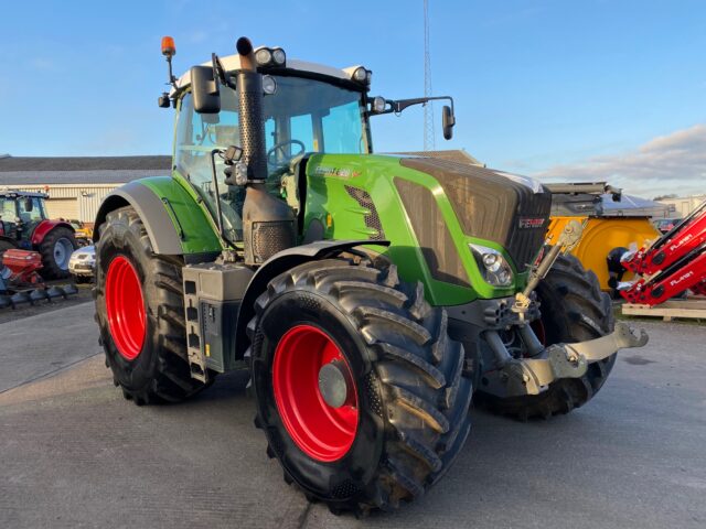 T2024796 – 2017 Fendt 828 S4 4wd Tractor