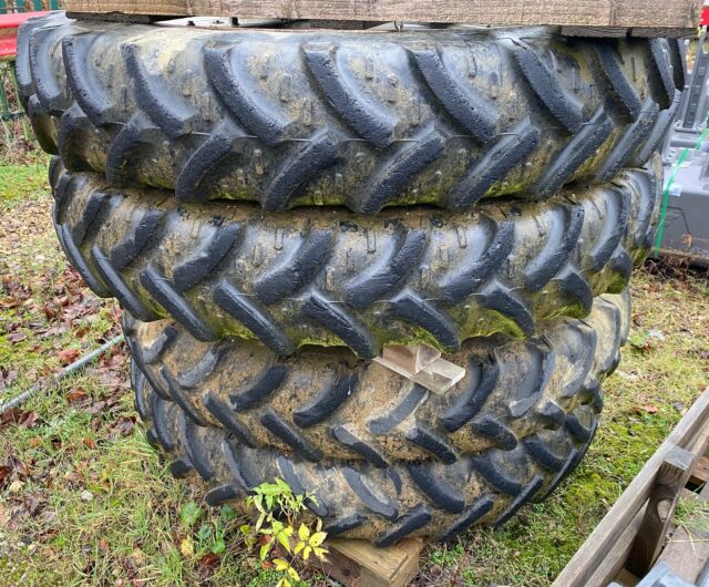 IA000003 – Used 11.2R44 Row Crop Wheels