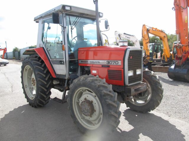 Massey Ferguson 3070 4wd Tractor