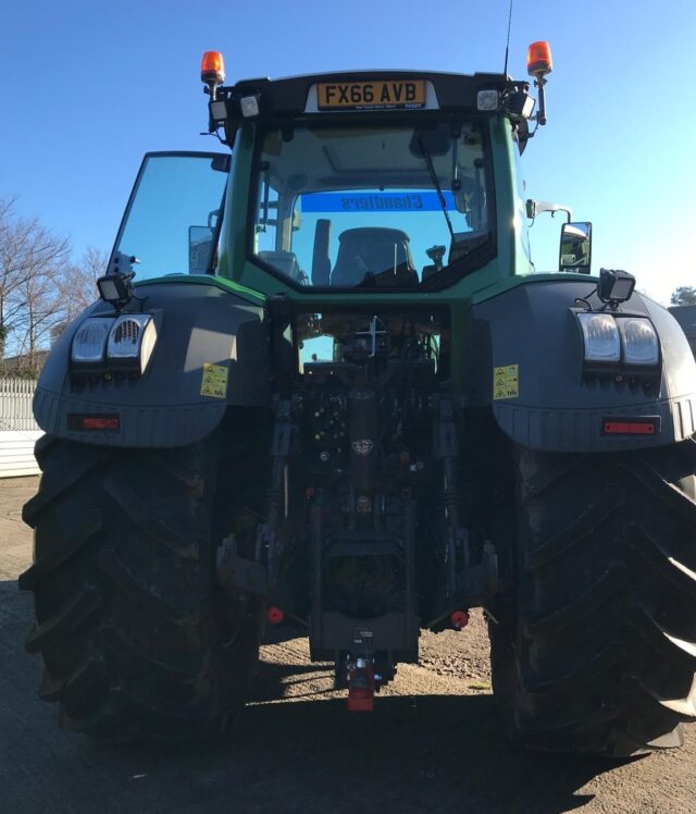 T2020496 – 2016 Fendt 828 Profi Plus Tractor