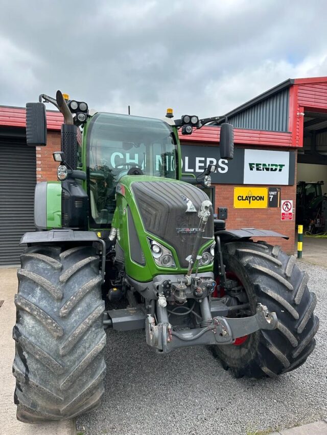 JM000088 2018 Fendt 724 Vario Profi Plus 4WD Tractor