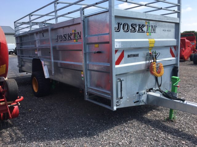 DM000126 2023 Joskin Betimax RDS6000 Livestock Trailer