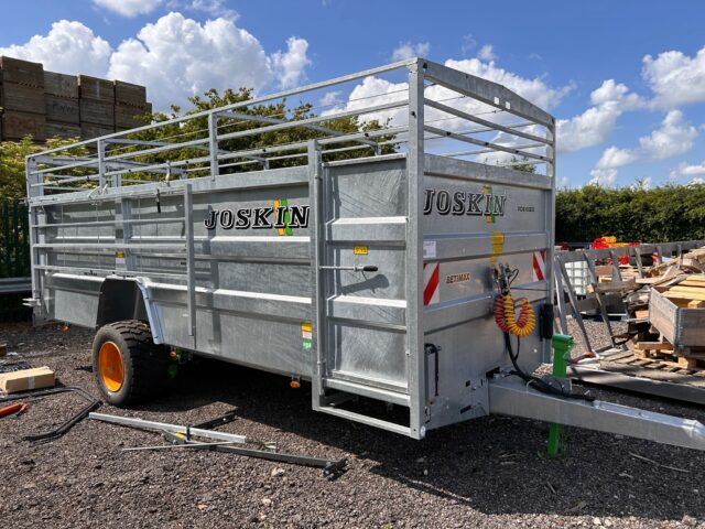 DM000126 2023 Joskin Betimax RDS6000 Livestock Trailer