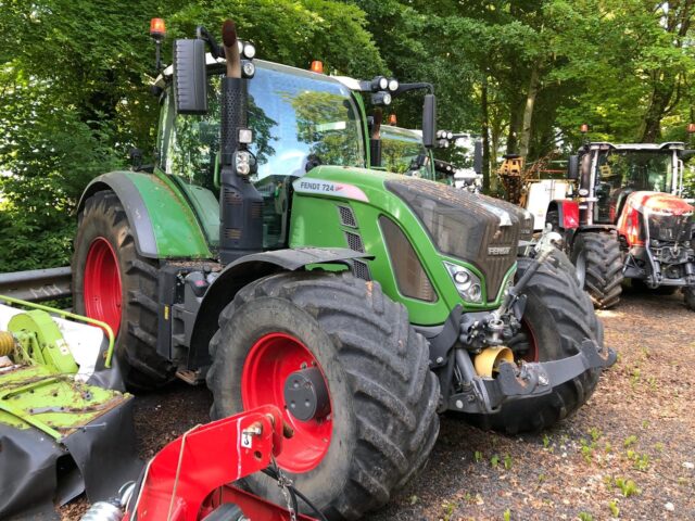 TC01040A 2017 Fendt 724 ProfiPlus 4WD Tractor