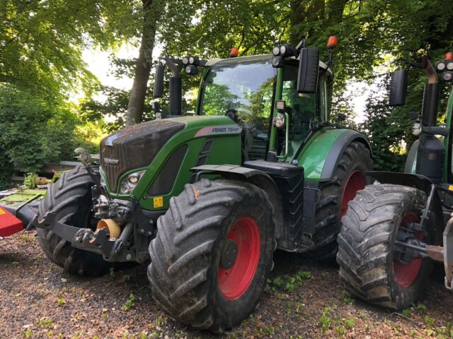 TC01040A 2017 Fendt 724 ProfiPlus 4WD Tractor