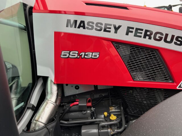 HM067703 New Massey Ferguson 5S.135 EFD4 Tractor