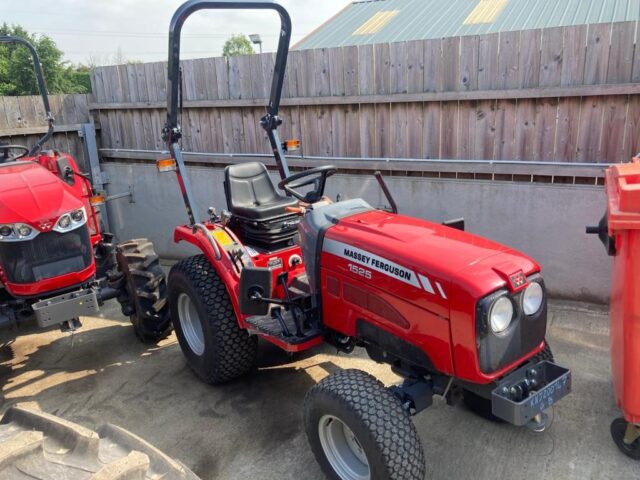 MA005003 New Massey Ferguson 1525HP Compact Tractor