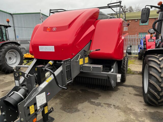 HM067738 New Massey Ferguson 2260 Large Square Baler