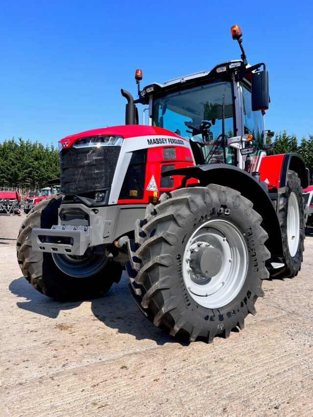 MA837098 2022 Massey Ferguson 8S.205 EFD7 4WD Tractor