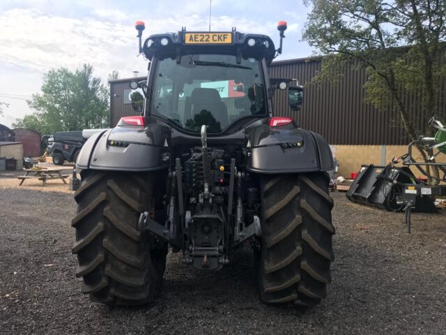 VA000113 2022 Valtra T235D 4WD Tractor