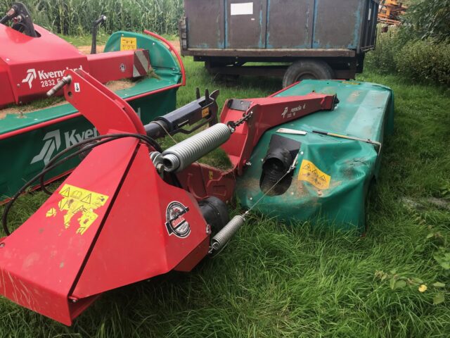 TA03016A 2012 Kverneland 2832M 3.20m Rear Mounted Mower