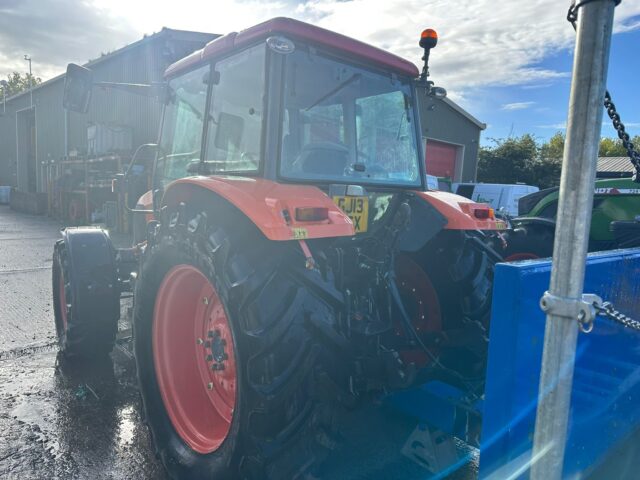 TC001390 2013 Kubota M130X 4WD Tractor