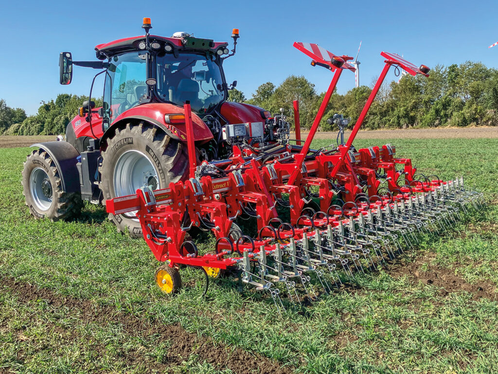 Vaderstad Extract inter-row cultivator