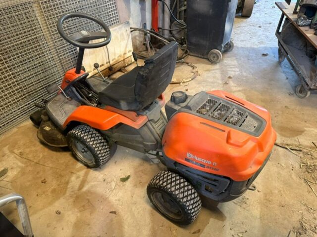 TC001367 Husqvarna R112C Ride On Mower