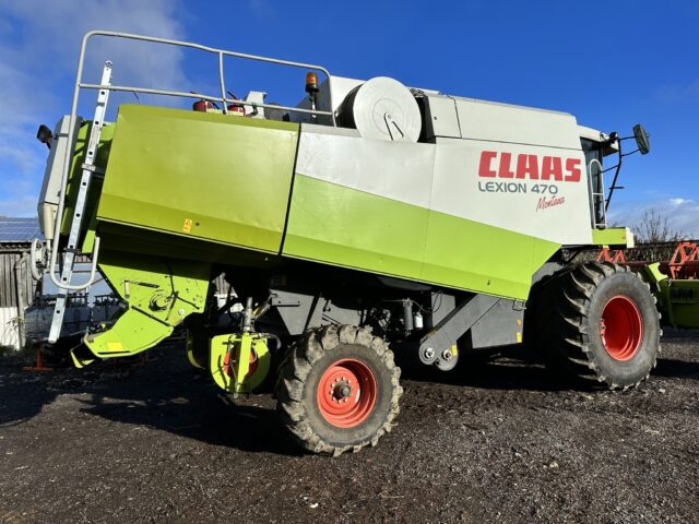 One- 2003 Claas Lexion 470 Montana Combine