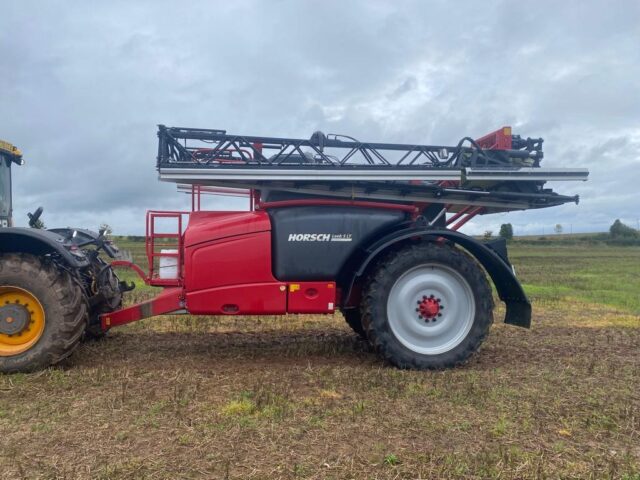 TG001059 2017 HORSCH LEEB 5 LT TRAILED SPRAYER