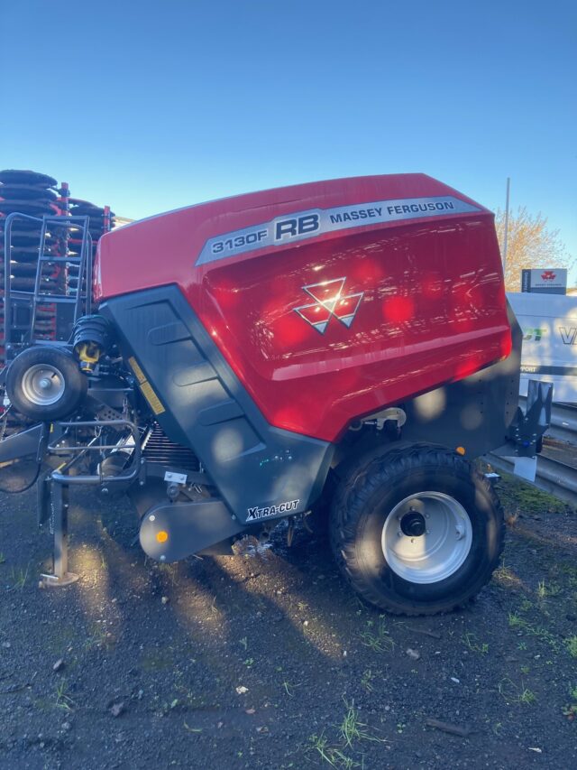 MA005171 NEW 2023 MASSEY FERGUSON RB3130F XTRA ROUND BALER