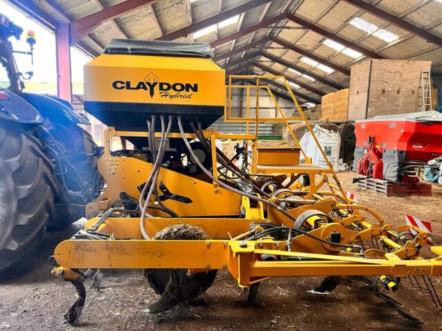 CM000179 2020 CLAYDON HYBRID 4M DRILL