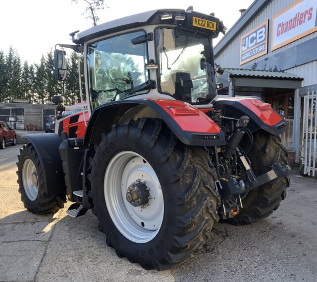 GM035753 – 2022 Massey Ferguson 8S.265 Exclusive Tractor