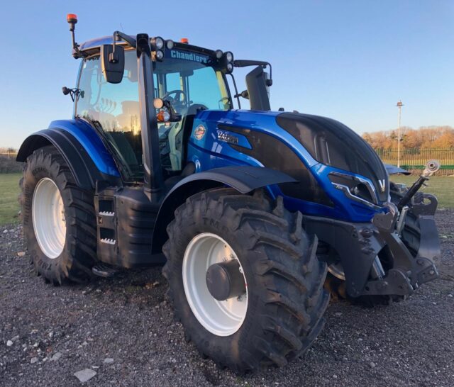 VA000203 2023 VALTRA T175EA 4WD TRACTOR