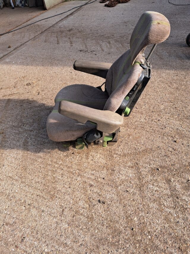 JD 7530 Premium Seat