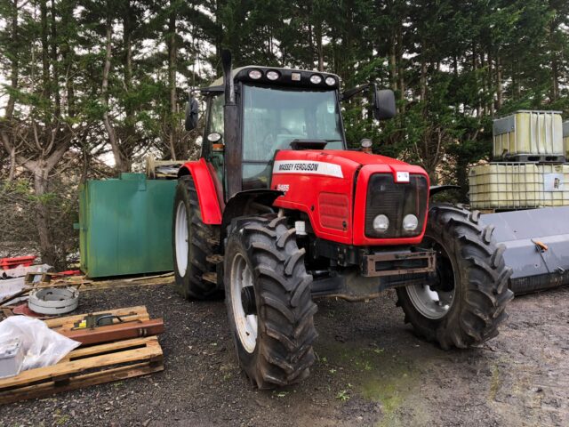 TB002361 2005 MASSEY FERGUSON 5465 4WD TRACTOR