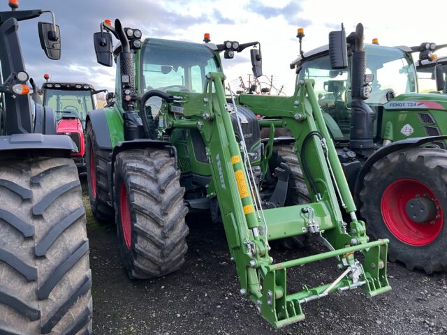 T2031973 2023 FENDT 516 VARIO 4WD TRACTOR & CARGO 4X/80 DA LOADER