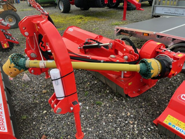 2M040058 New 2022 Maschio Giraffa XXL 260 Flail Mower