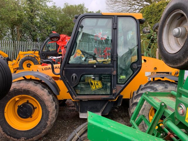 TG000489 2009 JCB 526-56 TELEHANDLER C/W Q FIT. HYDRO/FORKS.