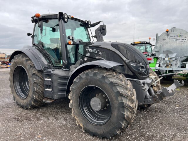 T4011959 2021 VALTRA T254V ST MR19 4WD TRACTOR