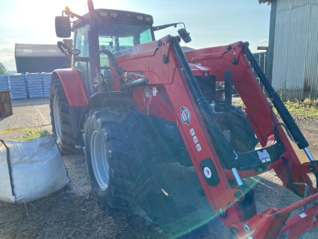 T233468B 2010 MASSEY FERGUSON 6475 4WD TRACTOR & MF966 LOADER