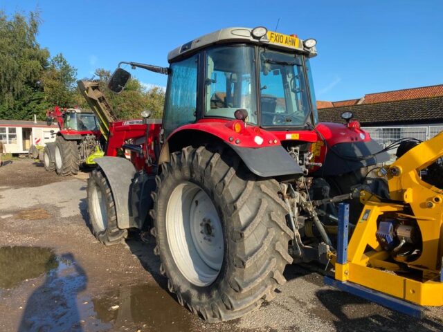 T233468B 2010 MASSEY FERGUSON 6475 4WD TRACTOR & MF966 LOADER