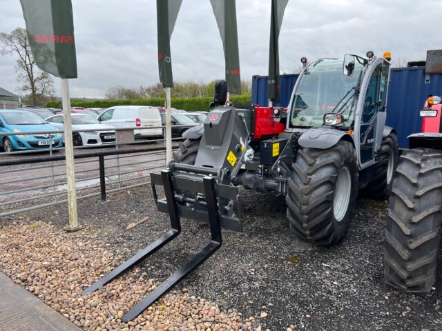 MA000778 NEW MASSEY FERGUSON TH.8043 TELEHANDLER