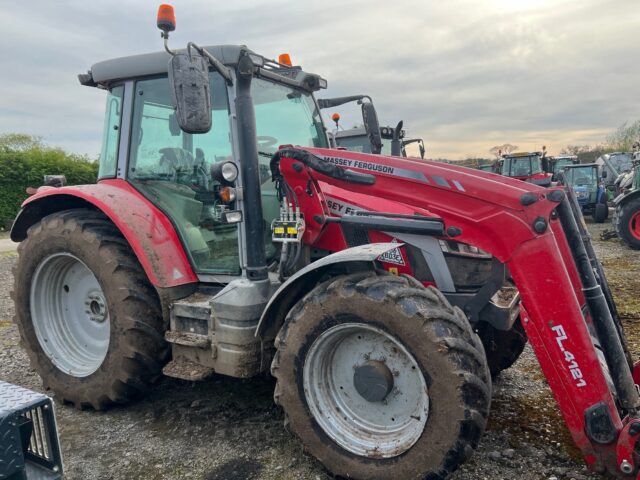 T2032823 2021 MASSEY FERGUSON 5S.145 ESD4 4WD TRACTOR & MF 4121 LOADER