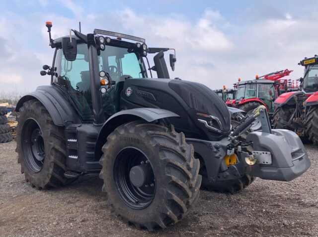 MA000762 DEMO VALTRA T255V 4WD TRACTOR