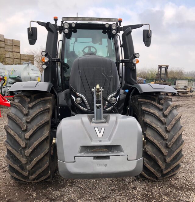 MA000762 DEMO VALTRA T255V 4WD TRACTOR