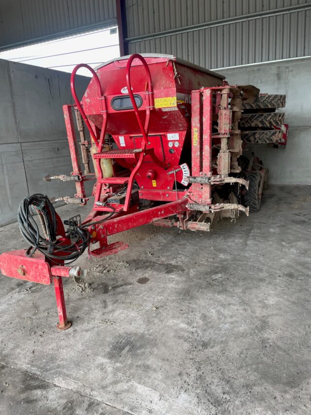 TG001330 2015 HORSCH PRONTO DC4 DRILL