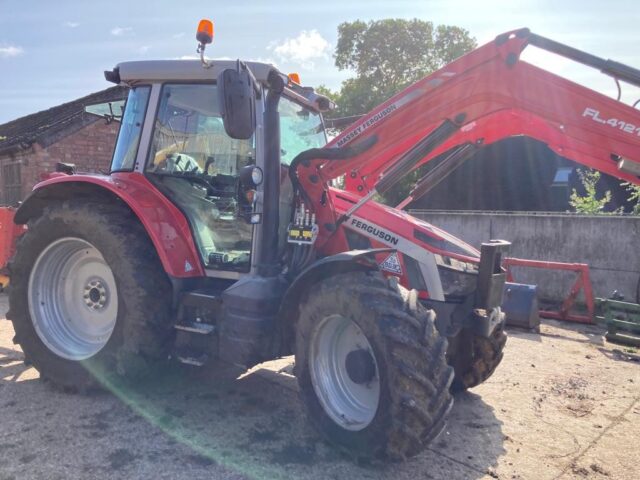 T2032823 2021 MASSEY FERGUSON 5S.145 ESD4 4WD TRACTOR & MF 4121 LOADER