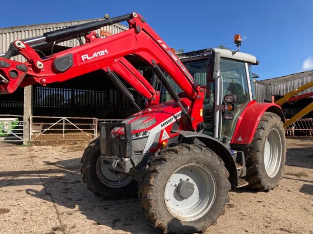 T2032823 2021 MASSEY FERGUSON 5S.145 ESD4 4WD TRACTOR & MF 4121 LOADER