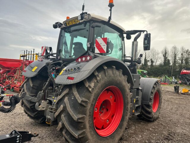 TC001576 2020 FENDT 724 VARIO GEN 6 PROFIPLUS 4WD TRACTOR