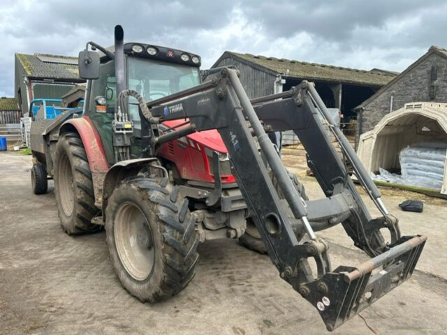 TC001700 2012 MASSEY FERGUSON 6455 4WD TRACTOR