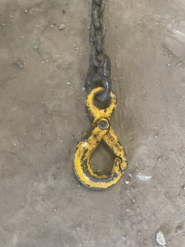 Single Leg 3T SWL Chain 3m long approx