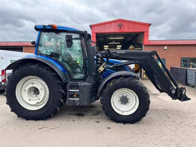 TJ000452 2020 VALTRA N154EA 4WD TRACTOR