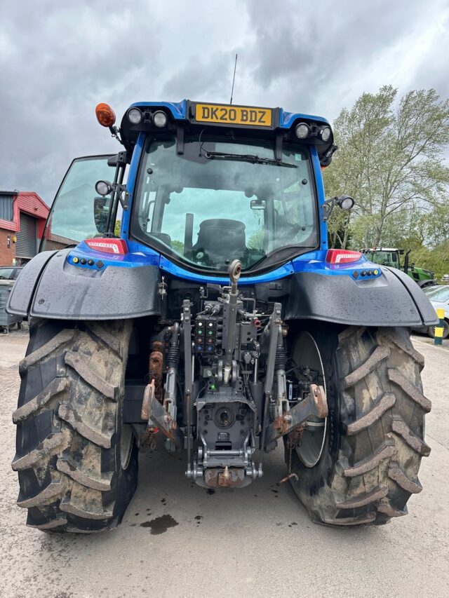 TJ000452 2020 VALTRA N154EA 4WD TRACTOR